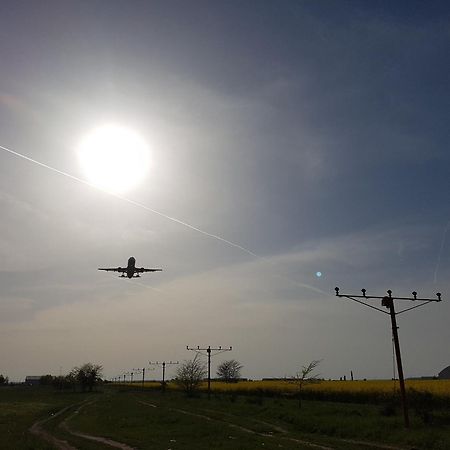 Airport Residence 3 Otopeni Εξωτερικό φωτογραφία